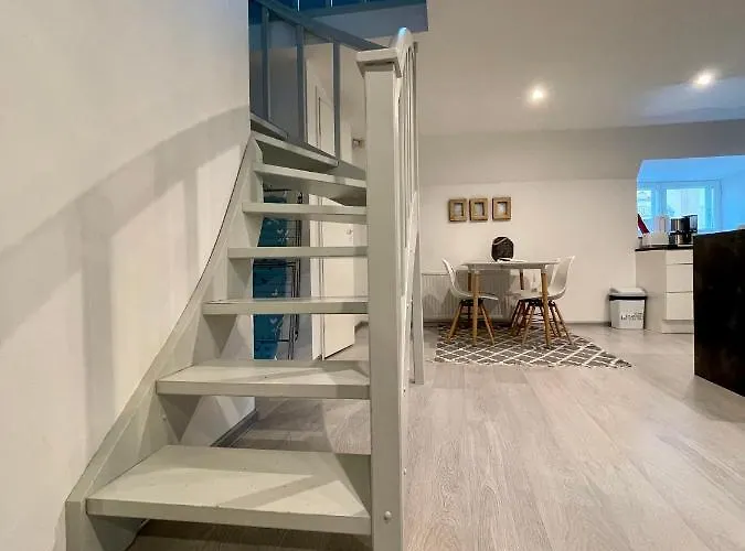 Luxury Penthouse With Terrace & Sauna In Old Town Lägenhet