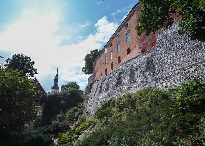 Luxury Penthouse With Terrace & Sauna In Old Town Апартаменты *