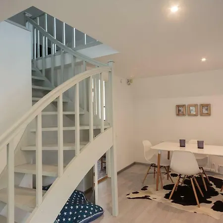 Luxury Penthouse With Terrace & Sauna In Old Town Apartment *